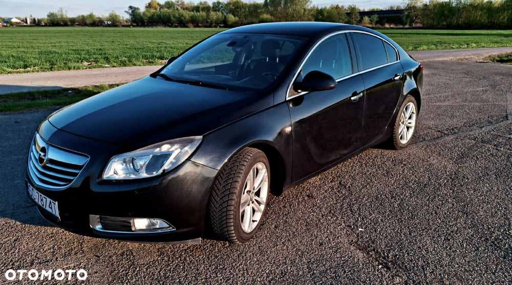 Opel Insignia 2.0 T Cosmo 4x4 - 1