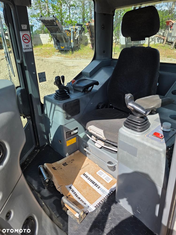Liebherr PR 716 XL - 7