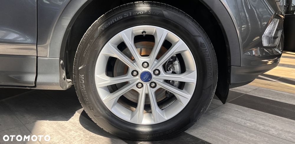 Ford Kuga 2.0 TDCi 2x4 Titanium - 9