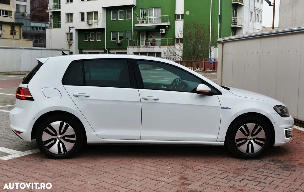 Volkswagen Golf ver-1-4-tsi-bluemotion-technology-dsg-cup - 32