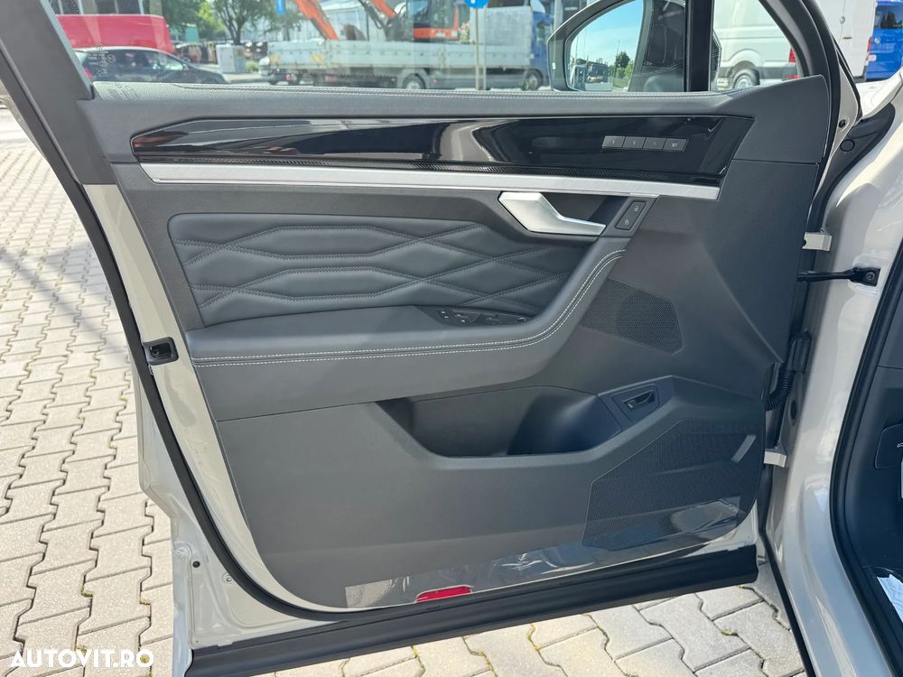 VOLKSWAGEN Touareg 2026 — imagine 11
