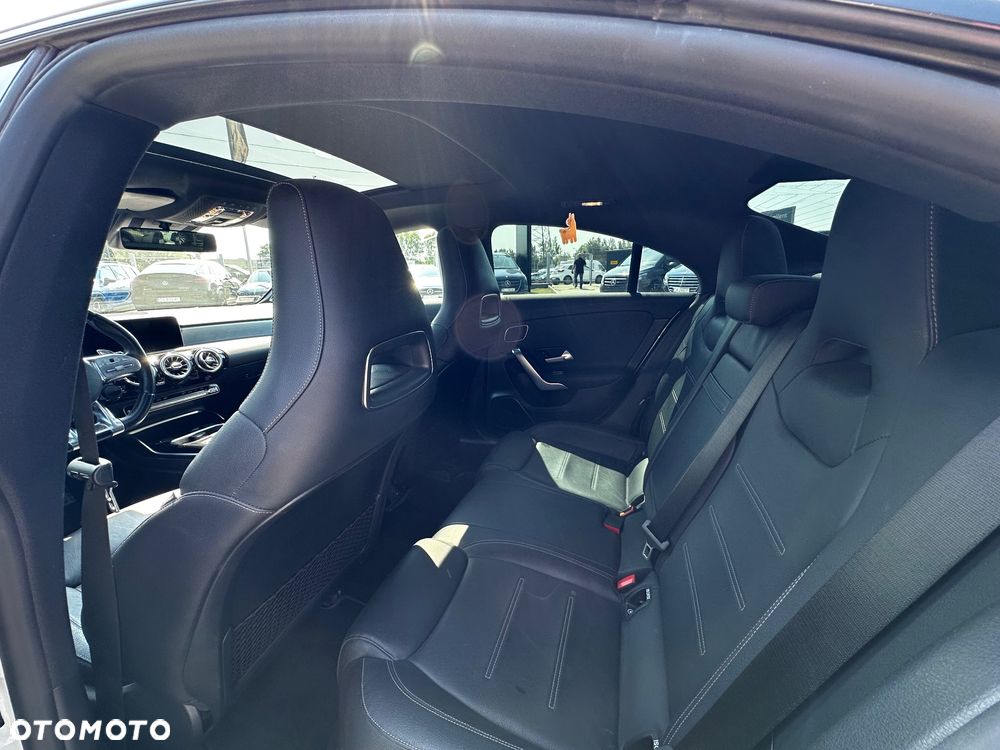 Mercedes-Benz CLA AMG 45 4Matic 7G-DCT - 13