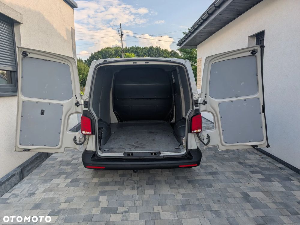 Volkswagen Transporter - 26
