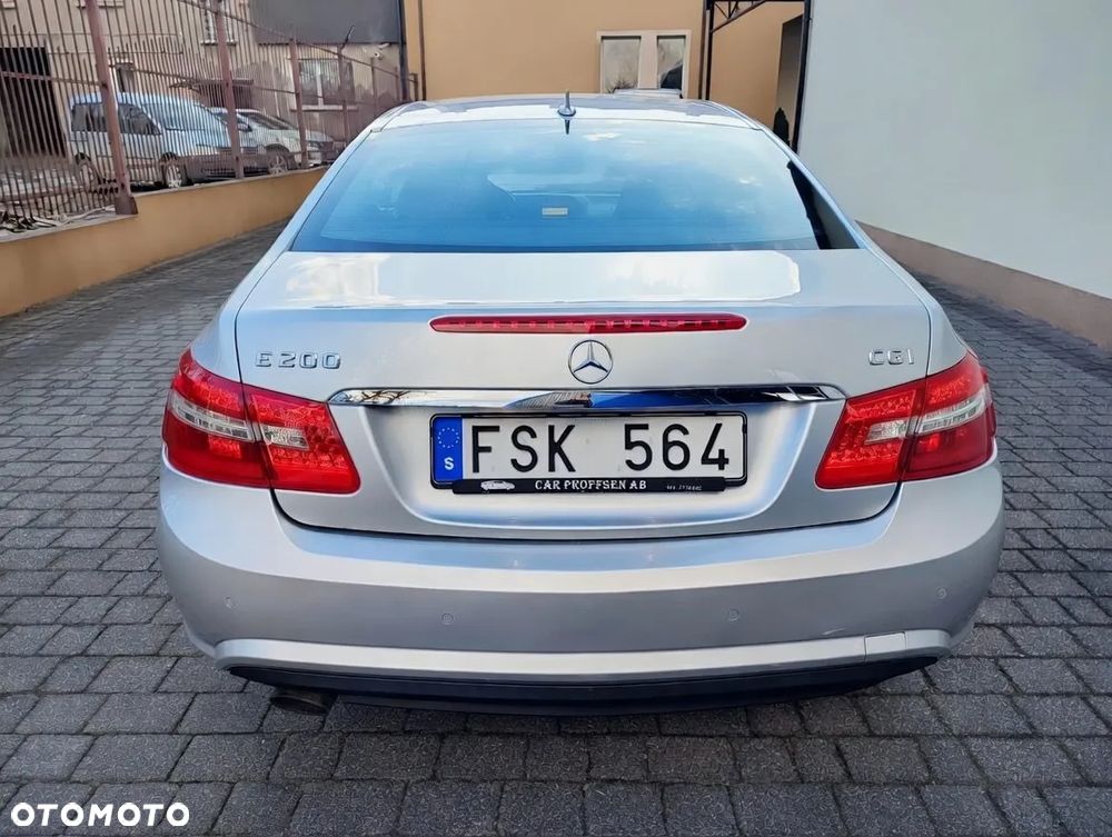 Mercedes-Benz Klasa E - 8