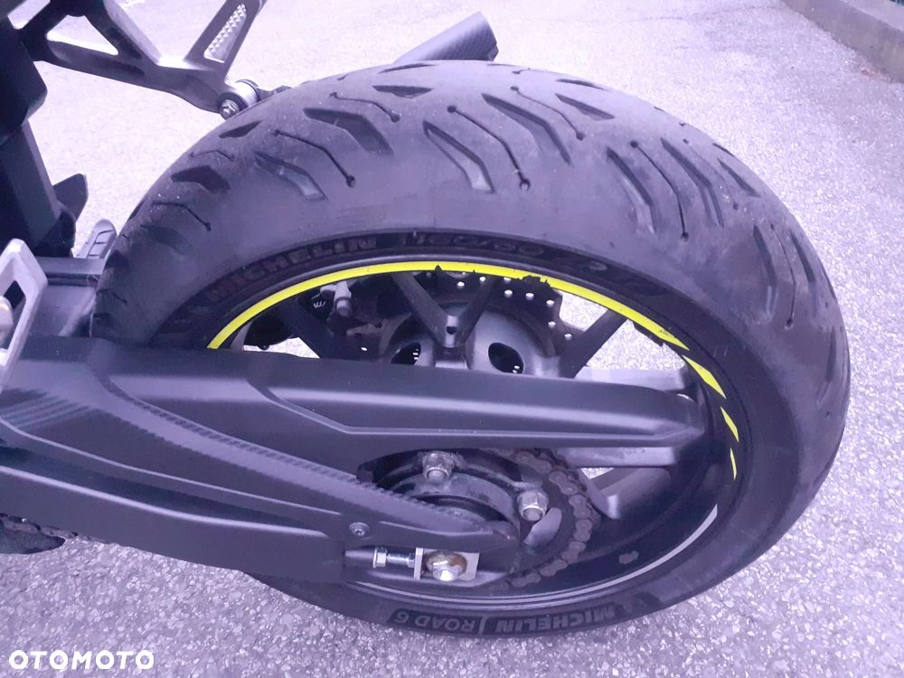 Honda CBR - 25