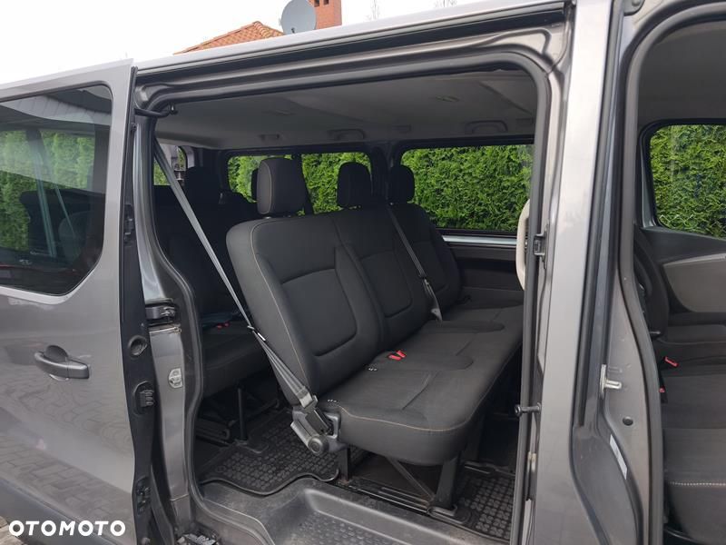 Renault Trafic - 17
