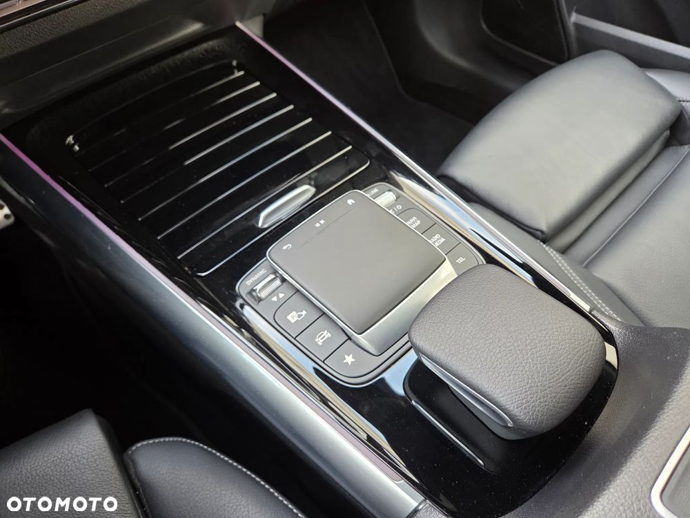 Mercedes-Benz Klasa B 220 d 4Matic 8G-DCT AMG Line - 22