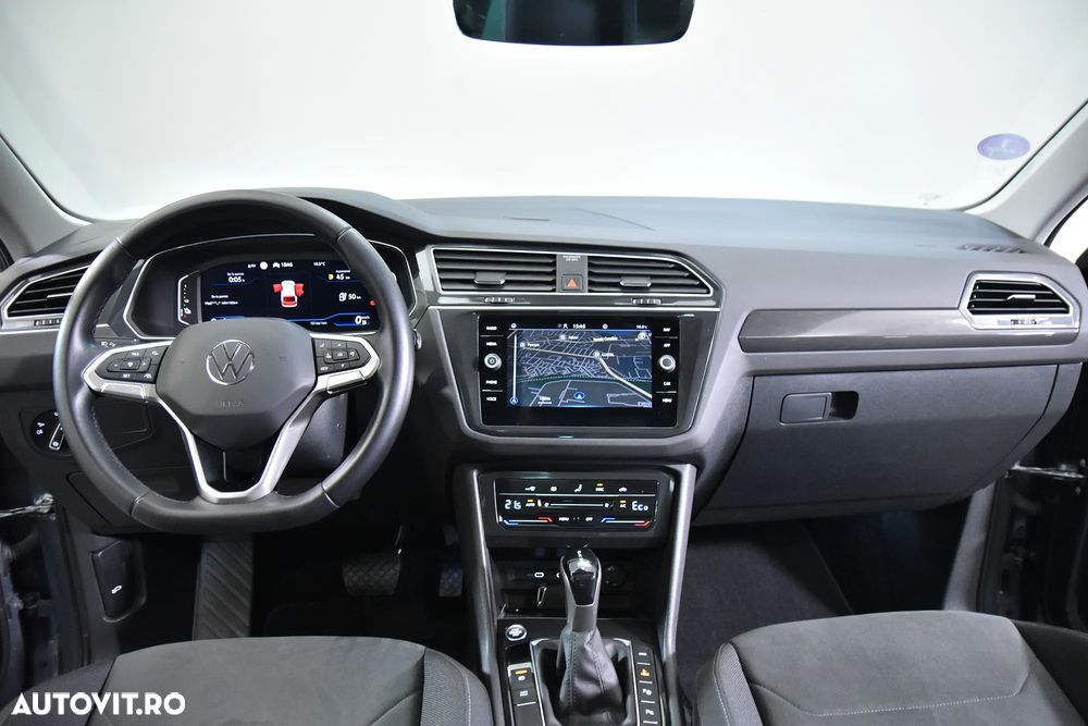 Volkswagen Tiguan - 9