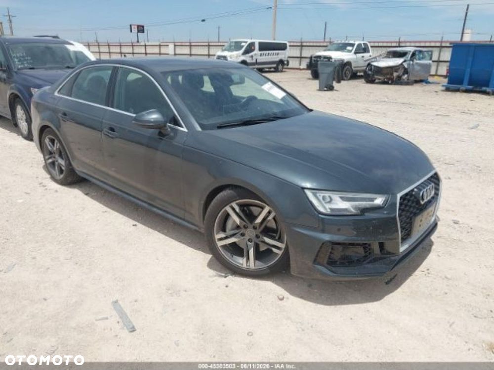 Audi A4 Limousine - 3