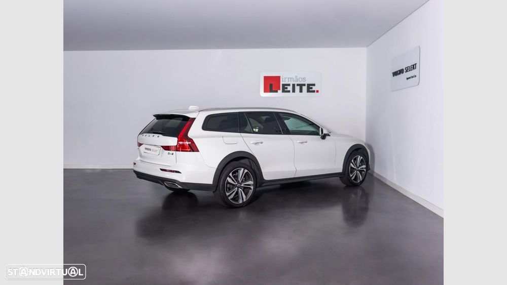 Volvo V60 2.0 B4 Geartronic — fotografia 6