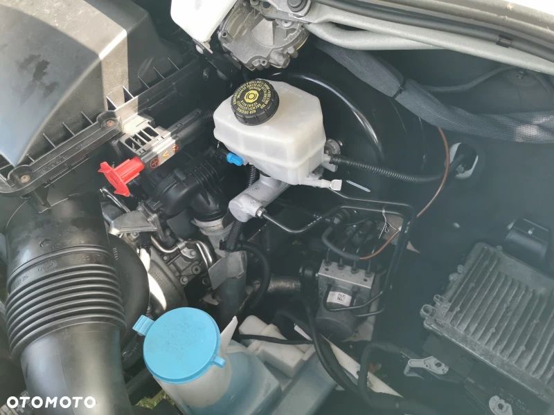 Mercedes-Benz Sprinter B907 - 12