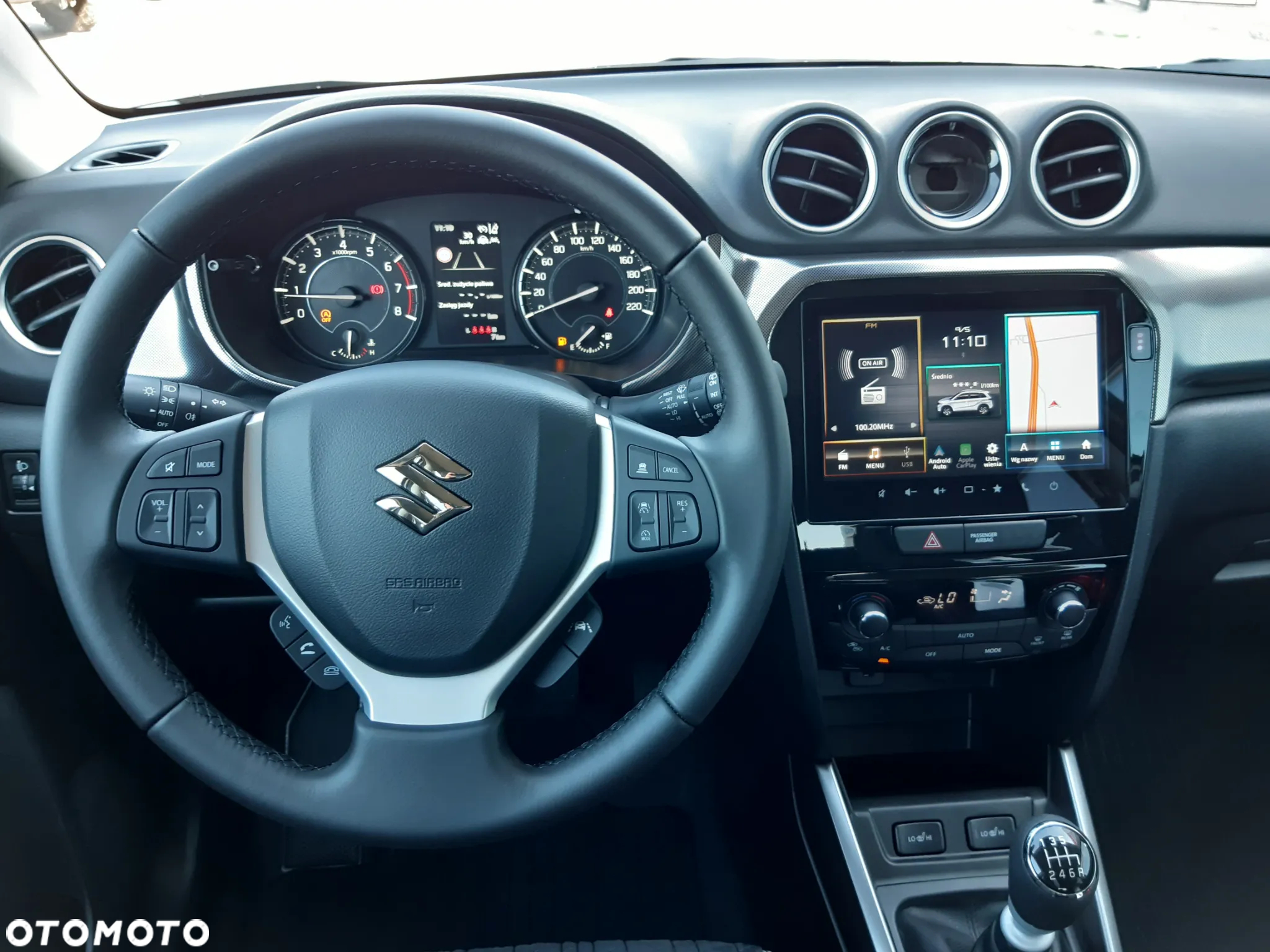 Suzuki Vitara 1.4 Boosterjet mHEV Elegance 2WD - 22