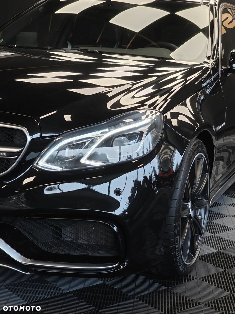 Mercedes-Benz Klasa E - 25