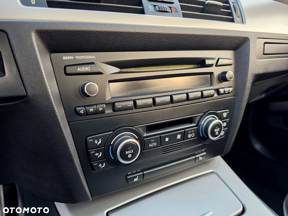 BMW Seria 3 - 36
