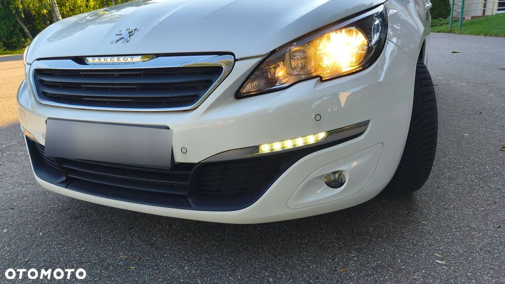 Peugeot 308 2.0 Blue HDi Allure S&S - 5