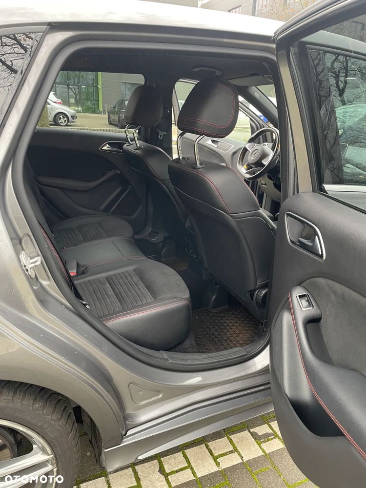 Mercedes-Benz Klasa B 180 (CDI) d 7G-DCT AMG Line - 14