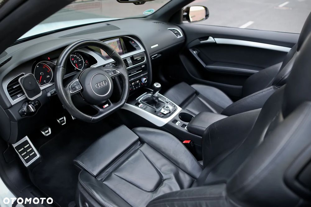 Audi A5 Cabrio 2.0 TDI DPF - 25