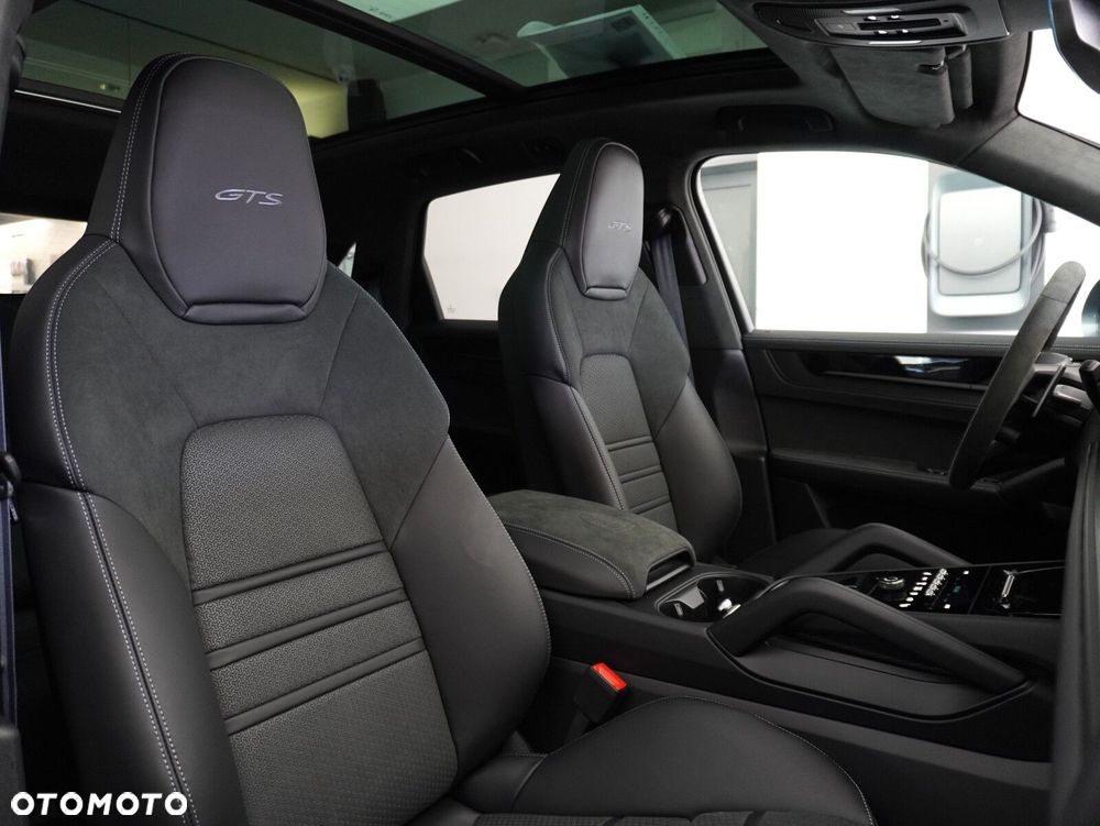 Porsche Cayenne GTS - 33