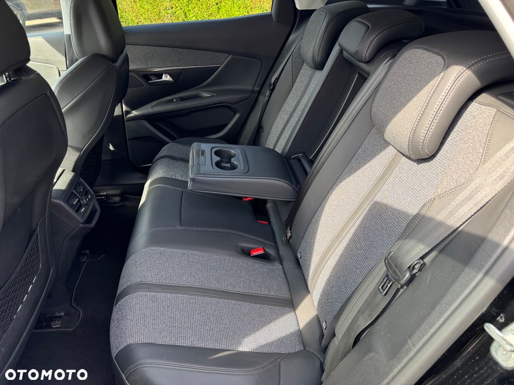 Peugeot 3008 225 e-EAT8 Allure Pack - 18