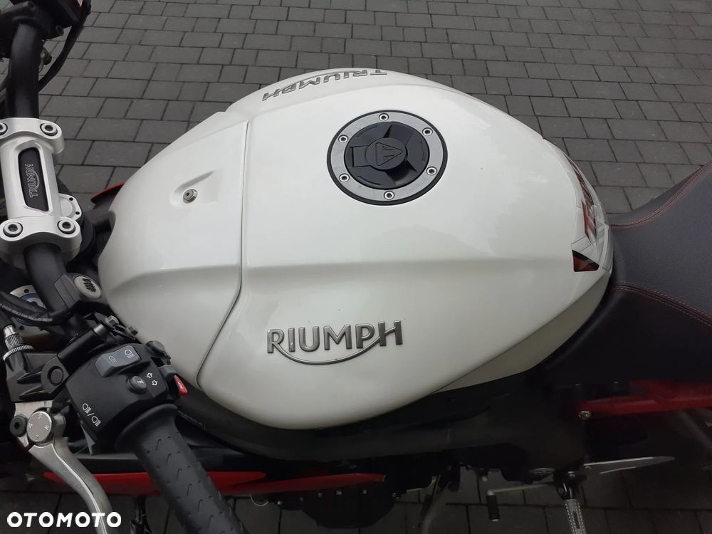 Triumph Speed Triple - 9