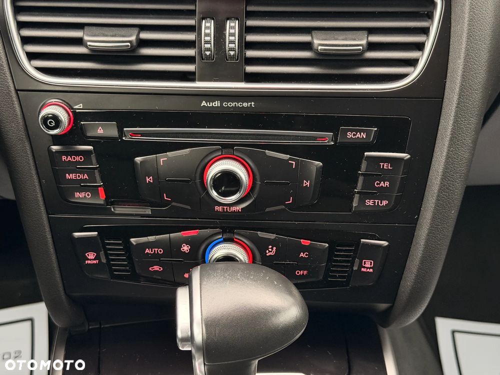 Audi A4 Avant 2.0 TDI DPF clean diesel multitronic S line Sportpaket - 6
