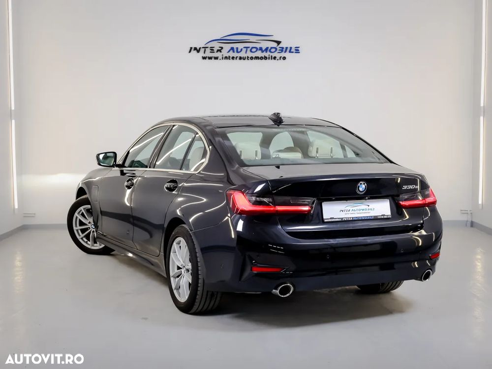 BMW Seria 3 320e AT PHEV - 11
