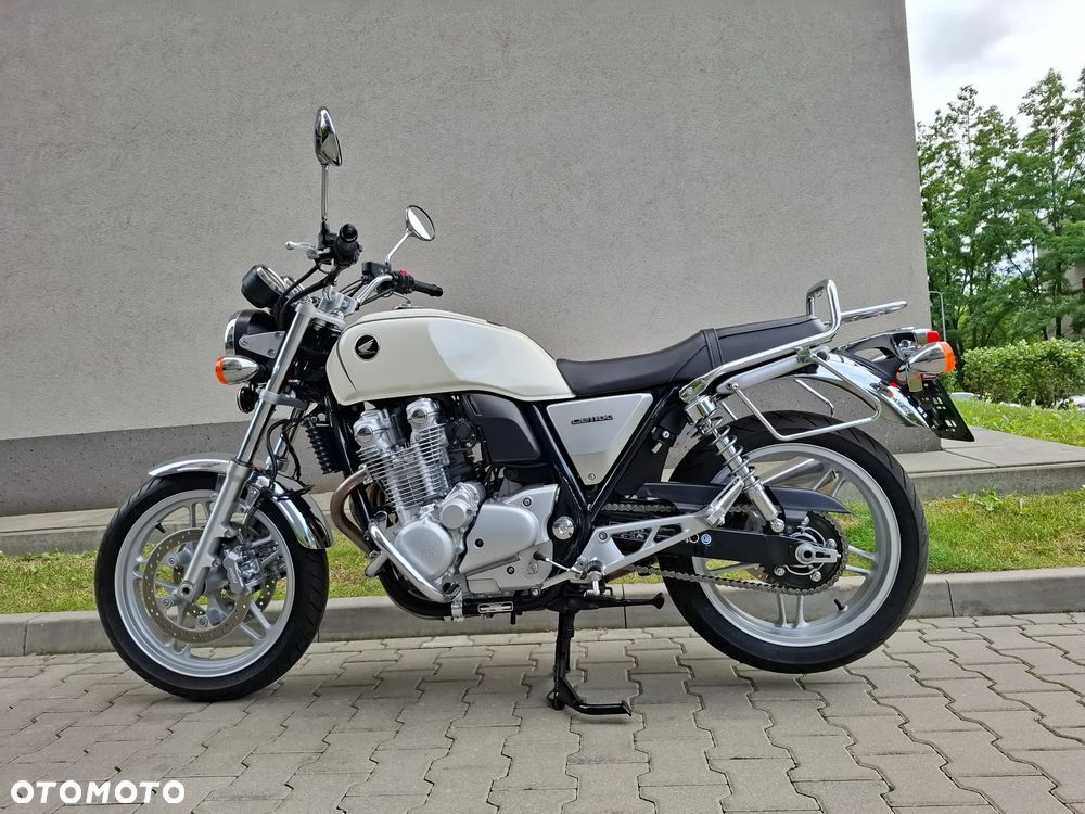 Honda CB - 34