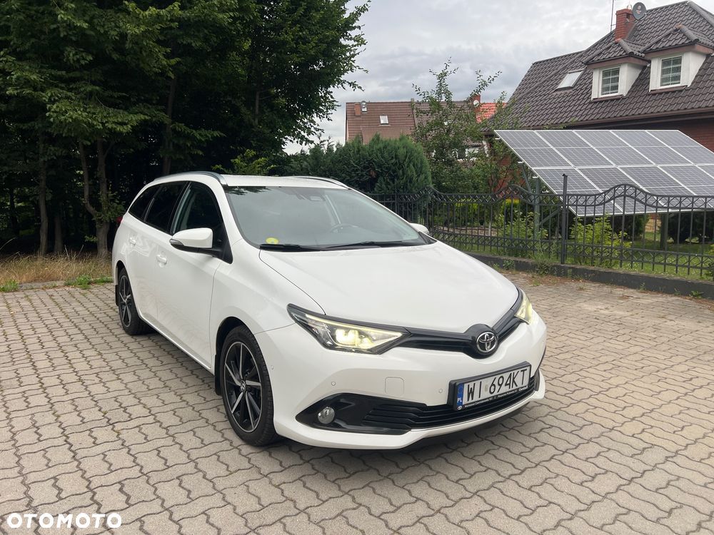Toyota Auris 1.6 D-4D Dynamic - 2
