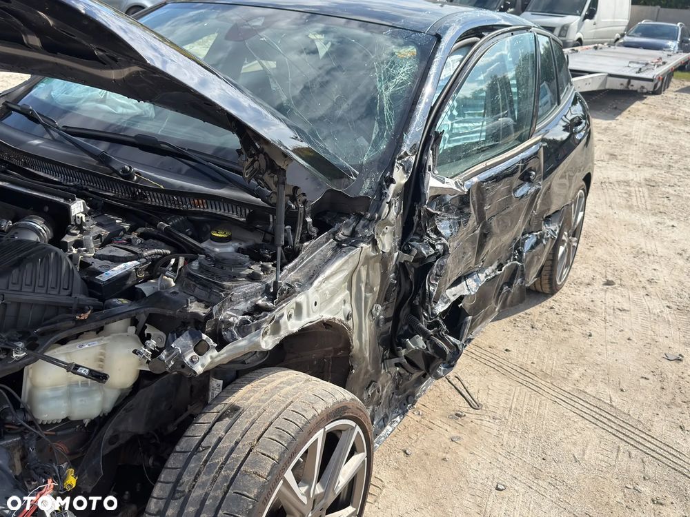 BMW Seria 1 - 21