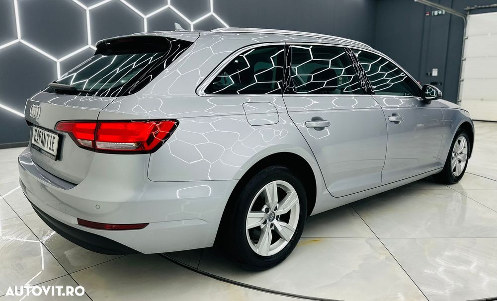 Audi A4 30 TDI S tronic advanced - 4