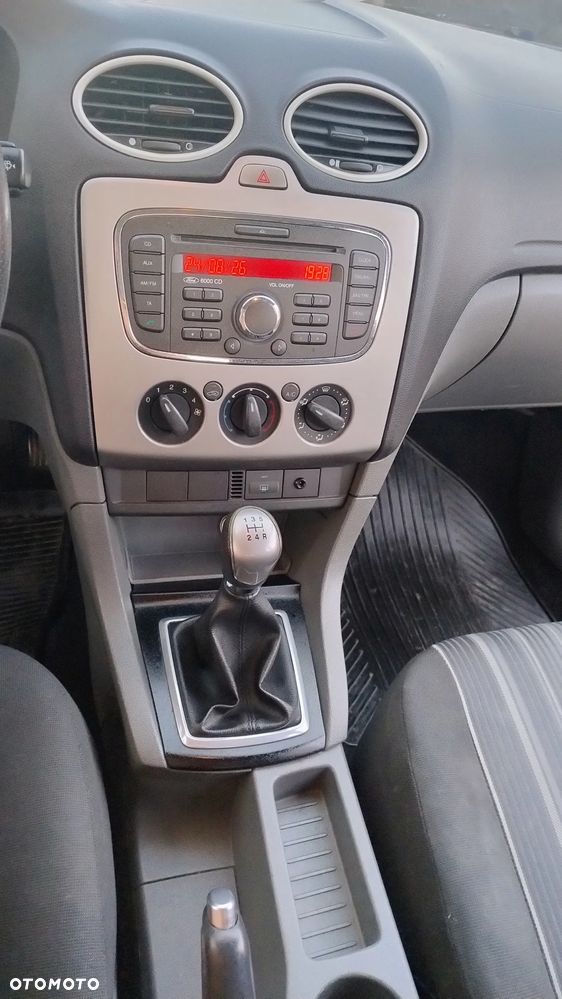 Ford Focus 1.6 TDCi Trend - 17