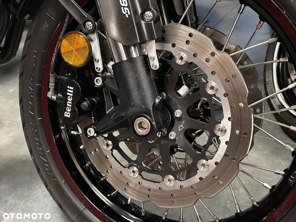 Benelli TRK 502X - 18