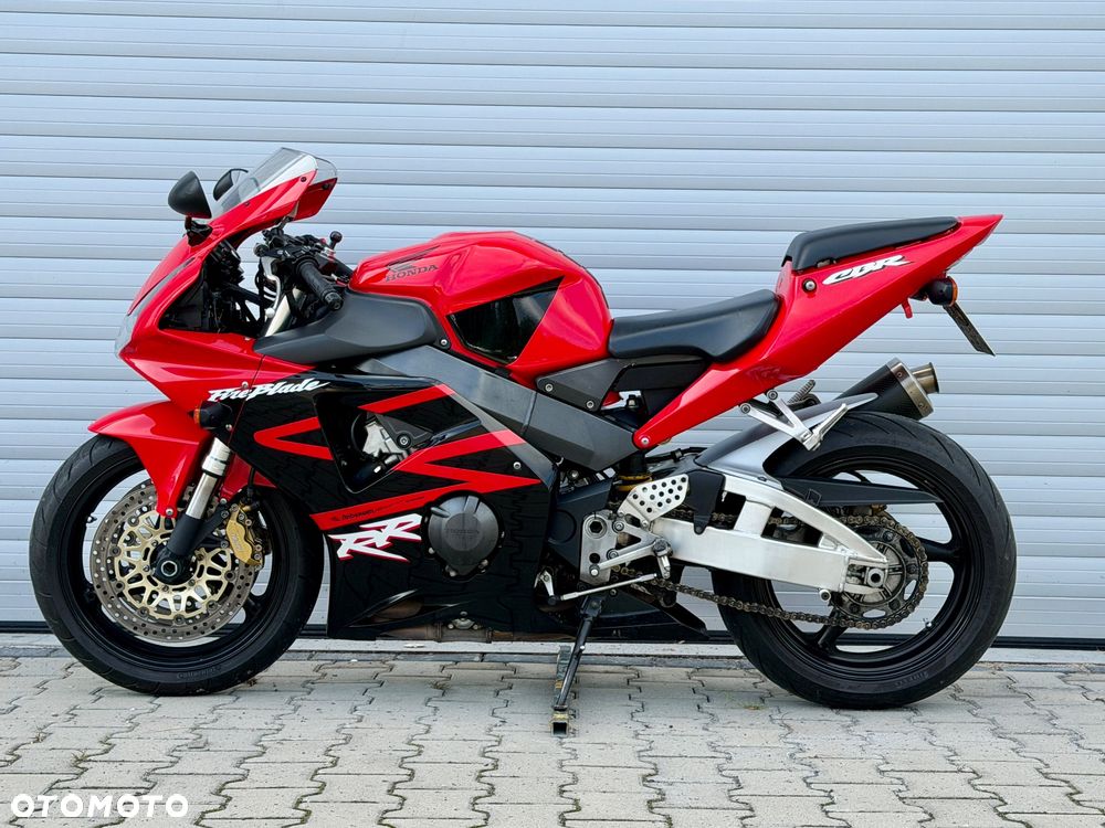 Honda CBR - 7