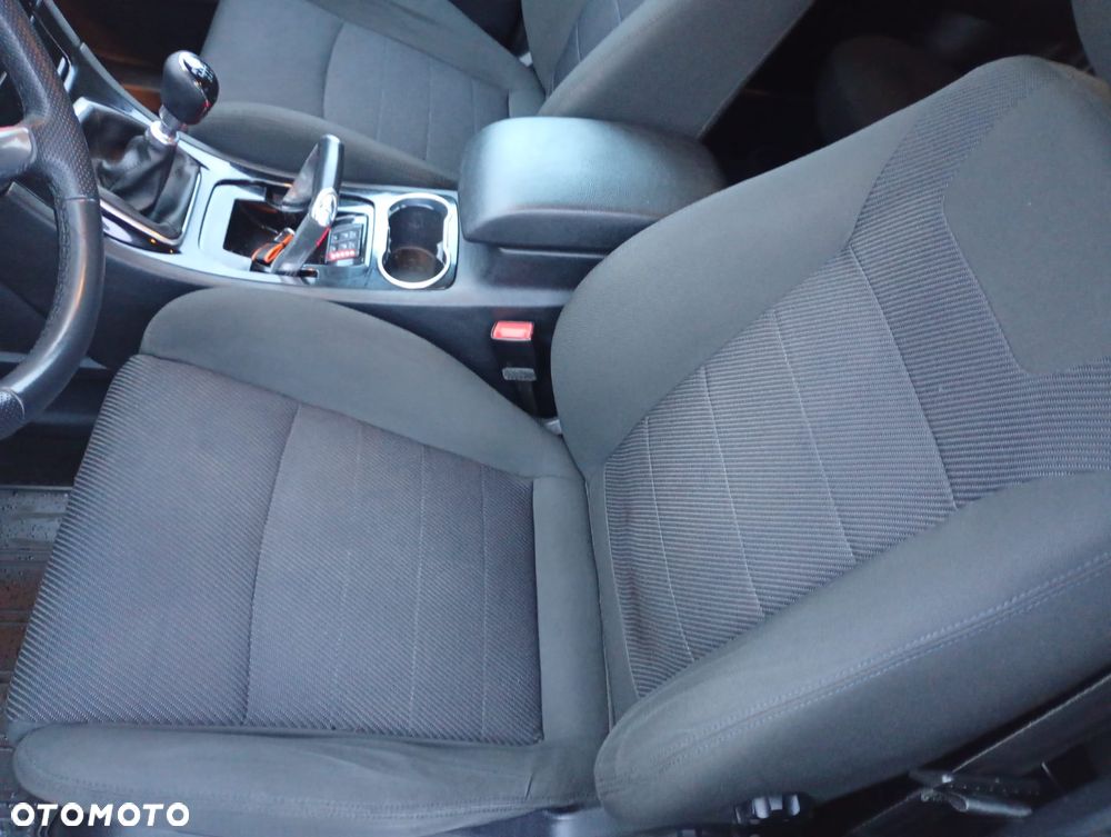 Ford Galaxy 2.0 TDCi Ambiente - 31