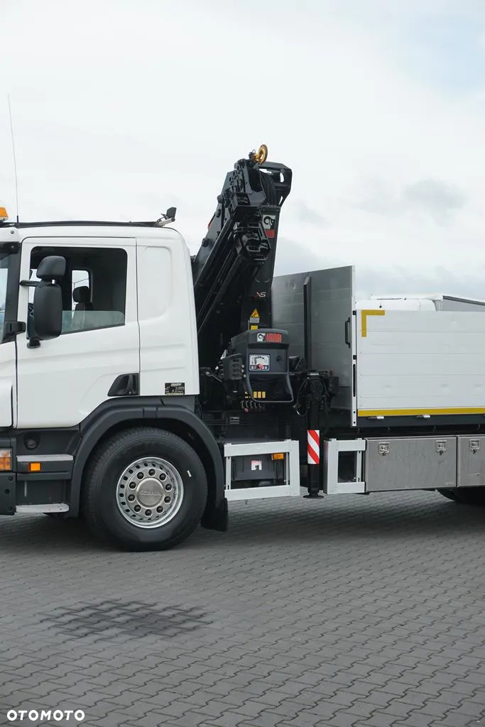 Scania P 320 / 6 X 2 / SKRZYNIOWY + HDS / HIAB 211 EP - 5 / OŚ SKRĘTNA   / WYS. 14 M - 26