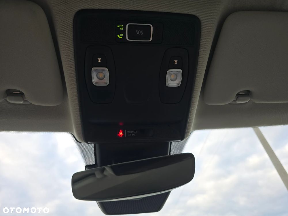 Renault Captur TCe 130 EDC GPF INTENS - 12