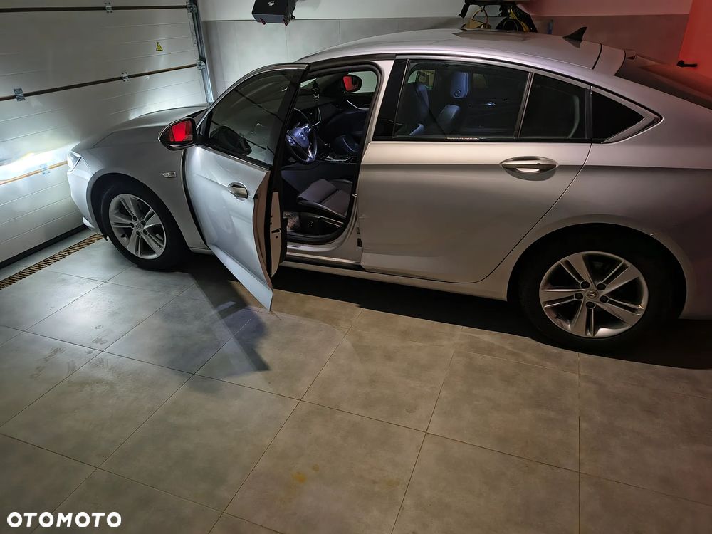 Opel Insignia 1.6 T Innovation S&S - 9