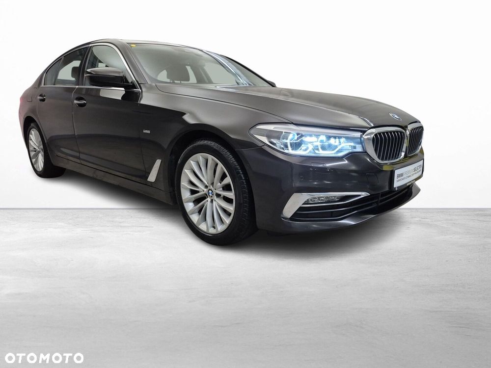BMW Seria 5 520d xDrive Luxury Line sport - 22