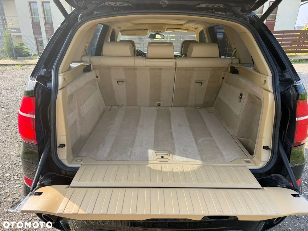 BMW X5 xDrive35i Edition Exclusive - 8