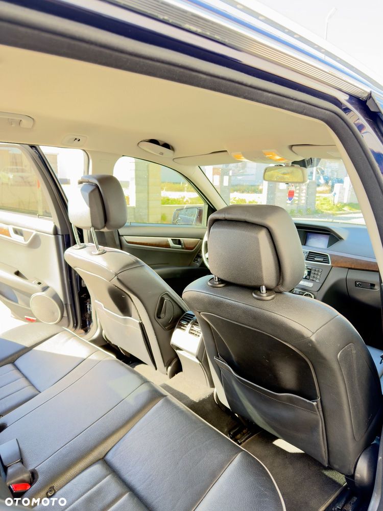 Mercedes-Benz Klasa C 350 CDI BlueEff Elegance 4-Matic - 8