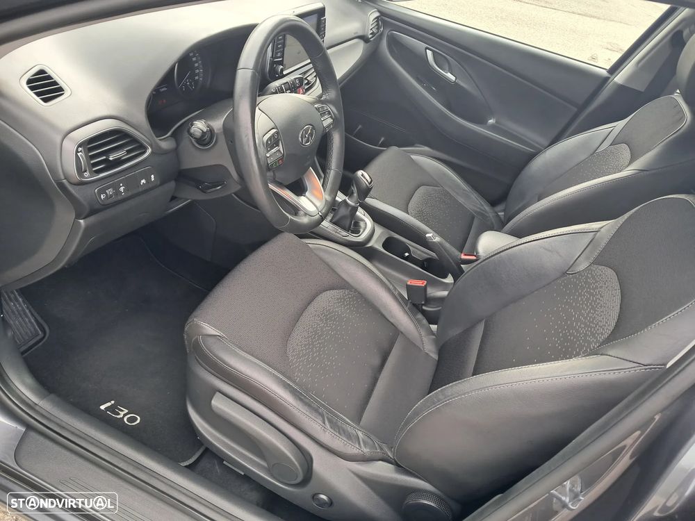Hyundai i30 1.0 T-GDI Comfort+Navi - 9