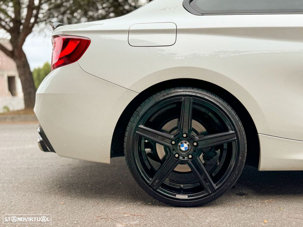 BMW 220 d Coupe Pack M - 15