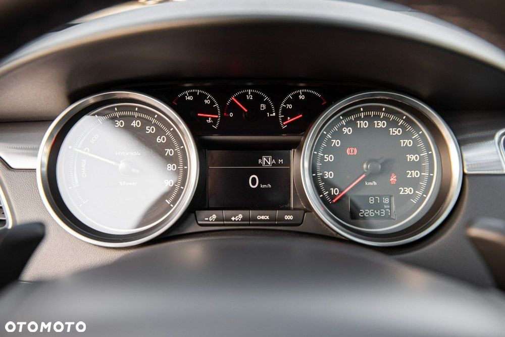 Peugeot 508 RXH 2.0 HDi HYbrid4 - 35
