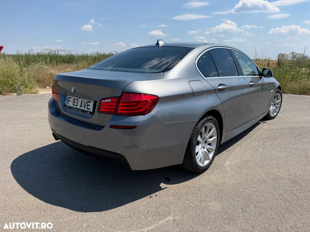 BMW Seria 5 520d Luxury Line - 3