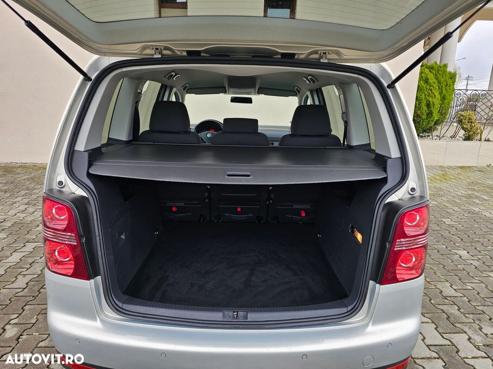 Volkswagen Touran 1.4 TSI DSG Freestyle - 22