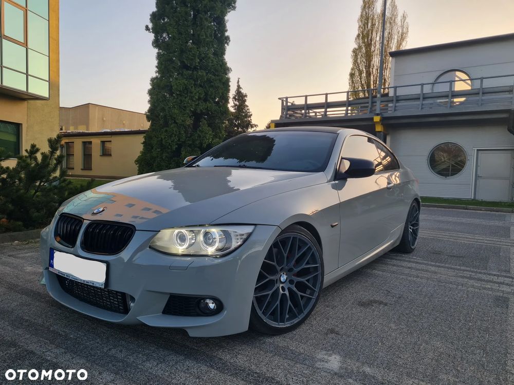 BMW Seria 3 320d DPF M Sport Edition - 30
