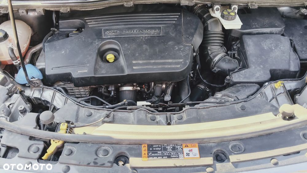 Ford Kuga 2.0 TDCi 4x4 Vignale - 25