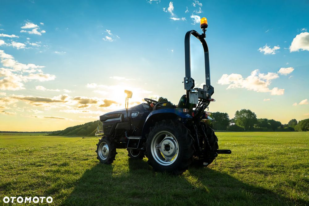 Farmtrac 22 4WD - 11