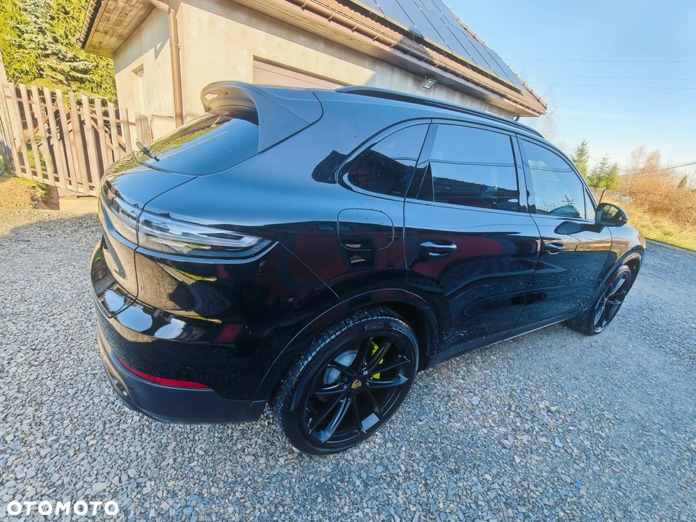 Porsche Cayenne E-Hybrid Platinum Edition - 11