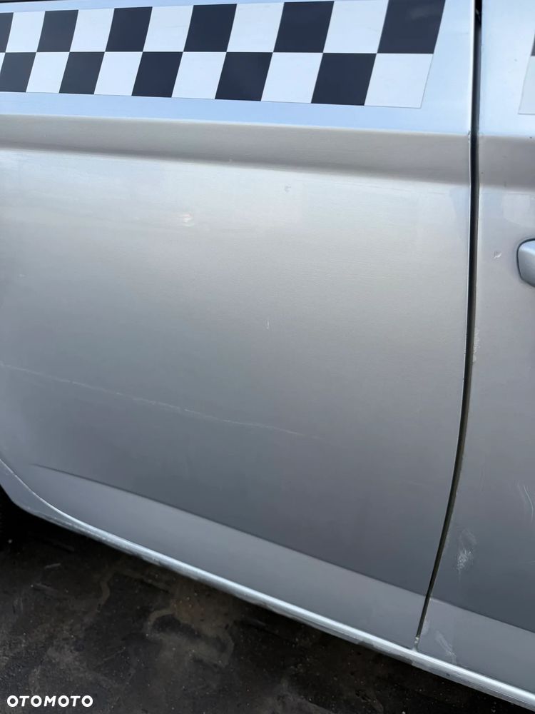 SKODA FABIA III KOMBI LA7W DRZWI PRAWE TYŁ TYLNE KOMPLETNE - 2